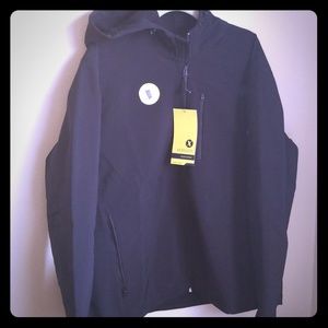 NWT Xersion mens softshell coat